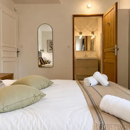 Prestigieuse Beausejour, Proche St Emilion Villa