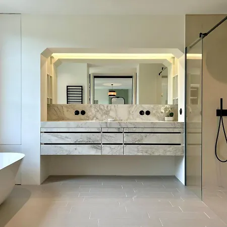 Prestigieuse Beausejour, Proche St Emilion Villa